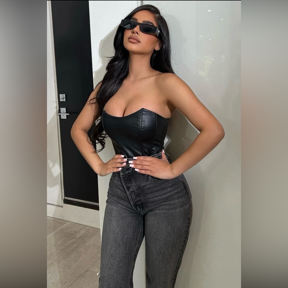 NWT Fashion Nova black corset